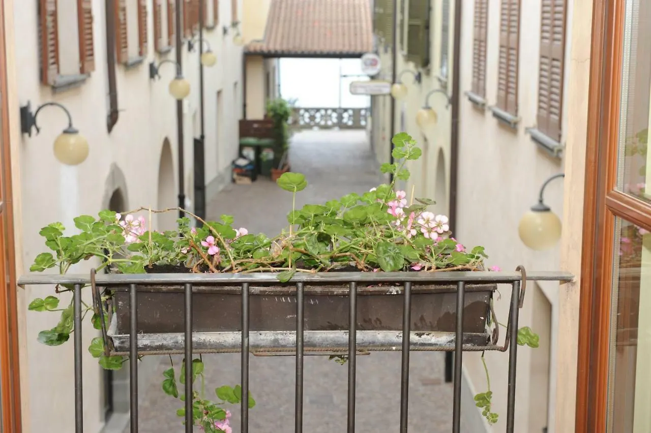 Porta Medievale Del Campo Iseo Apartment